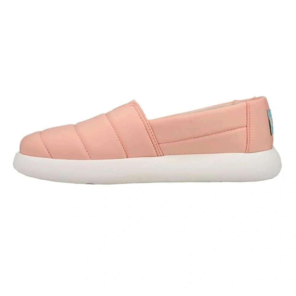Brand New women’s‎ TOMS Pink